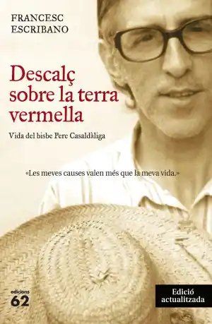 Descalç sobre la terra vermella
